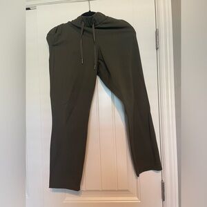 Lululemon On The Fly work pant